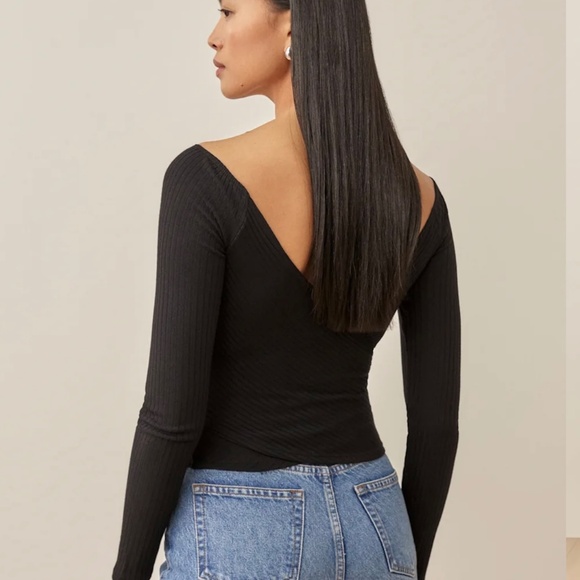 Reformation Minnie Black Top Size Small - Picture 2 of 7